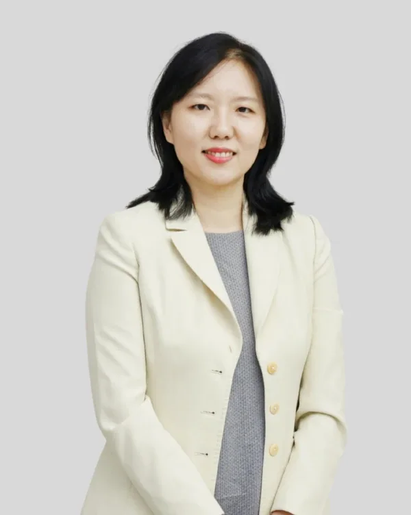 Potret Dr Lee Poh Ching pada halaman resmi penyedia.