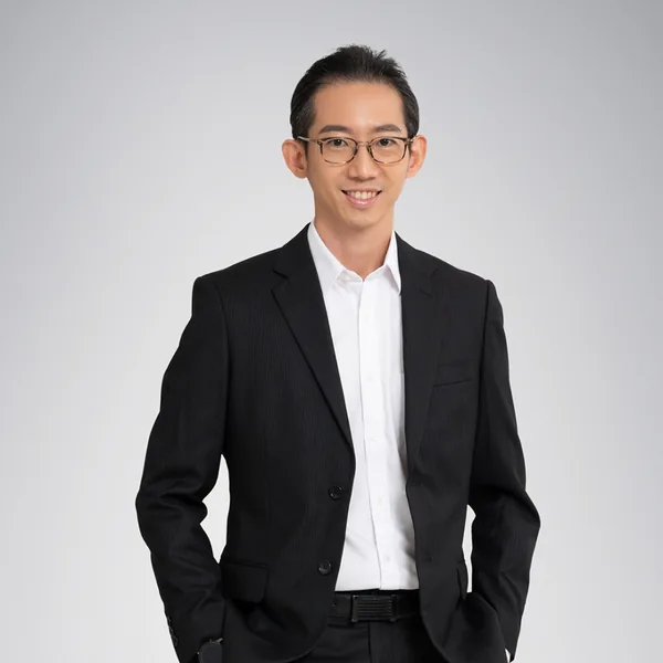 Potret Dr Thow Sun Ta pada halaman resmi penyedia.