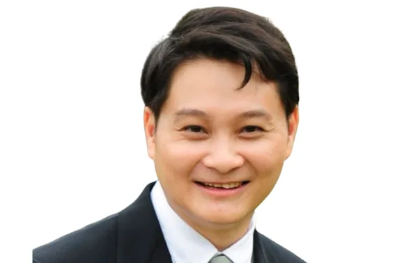 Potret Dr Christopher Ng Chee Mun pada profil resmi penyedia.