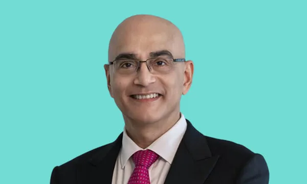 Potret Dr Suresh Nair pada profil resmi penyedia.