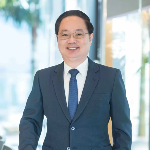 Potret Dr Loke Kah Leong pada profil resmi penyedia.
