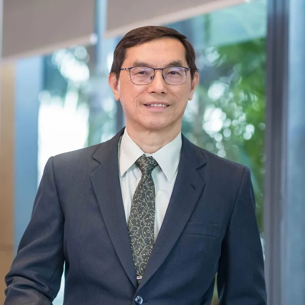 Potret Dr Koh Cheng Huat pada profil resmi penyedia.